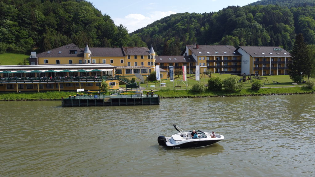 Riverresort Schlögen - Funboatcharter